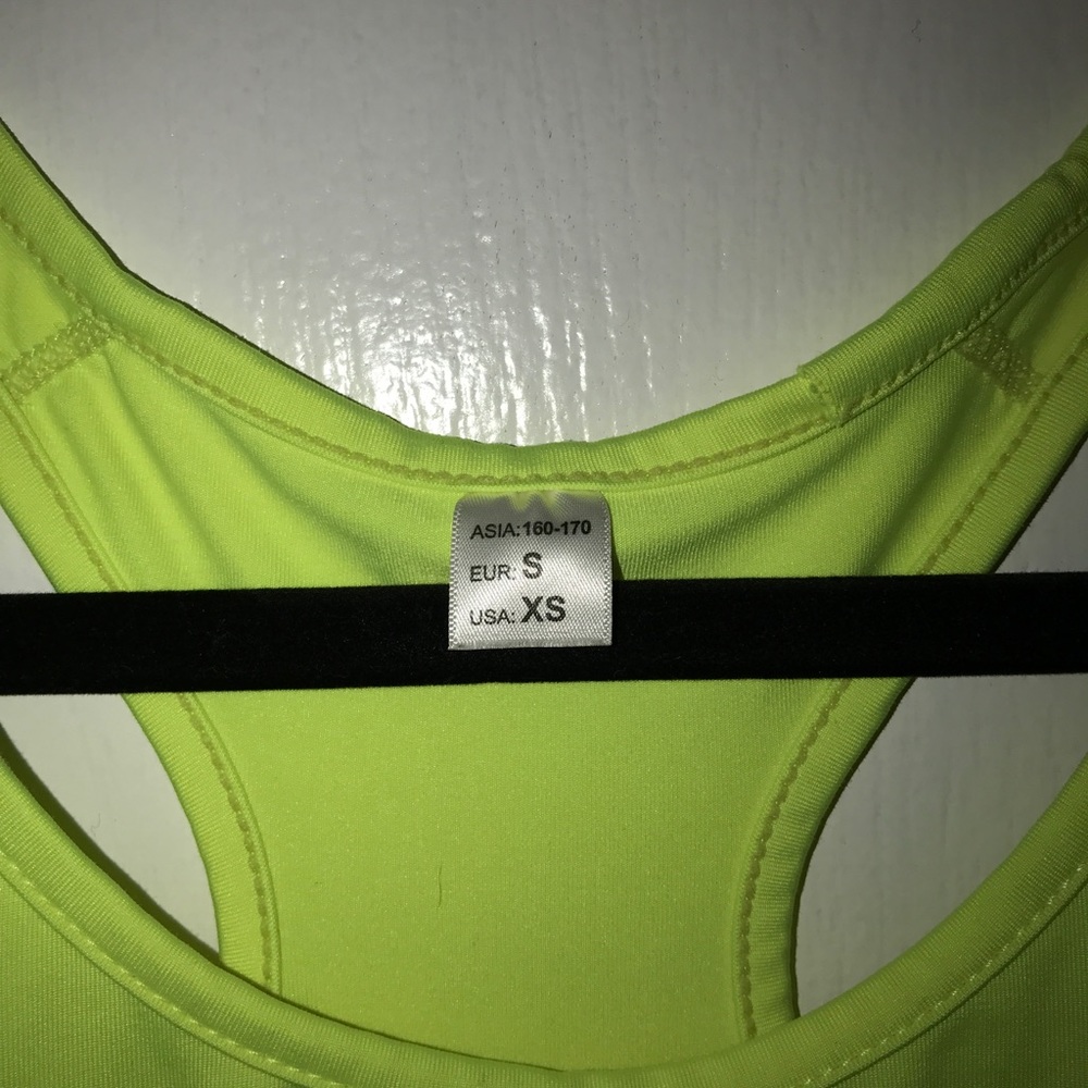 Gym Tank tip - Picture 3 of 3